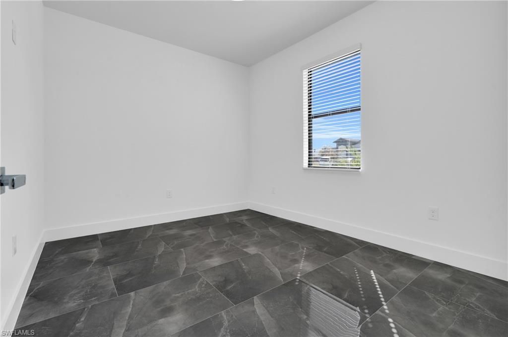 109/111 Harry Ave S, Lehigh Acres, FL 33973 Photo