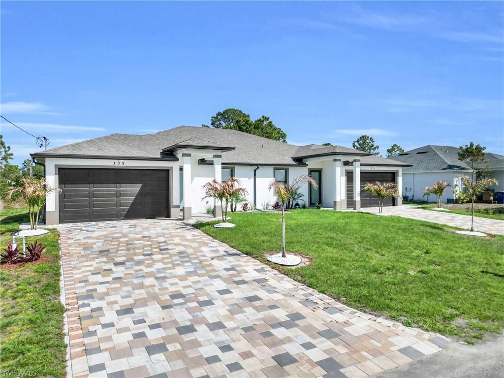 109/111 Harry Ave S, Lehigh Acres, FL 33973 Photo