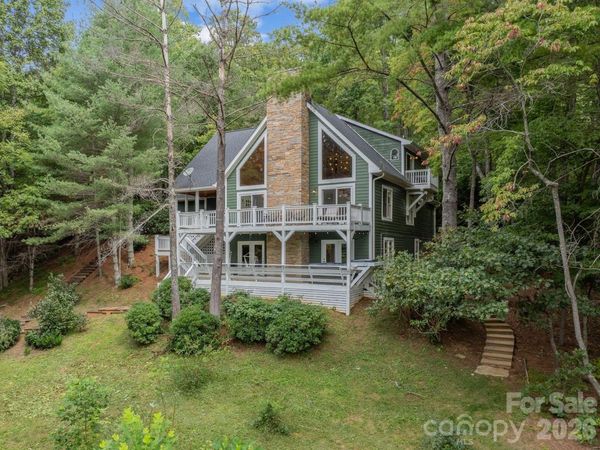 320 Woodland Drive , Swannanoa, NC 28778