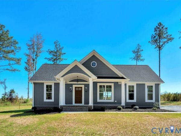 4752 Country Club Road, Brodnax, VA 23920