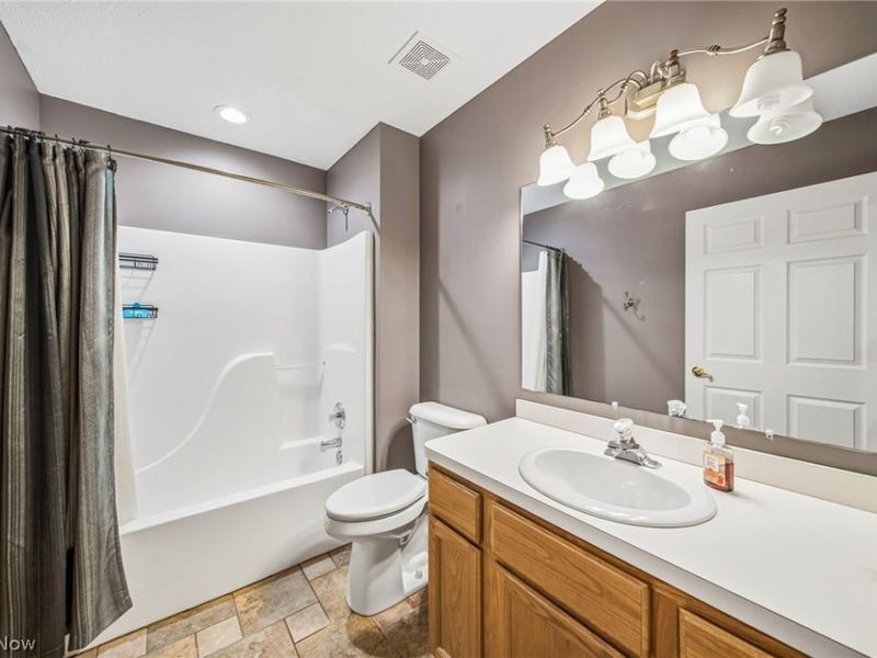 67 Red Pine Drive, Painesville, OH 44077 Photo 16