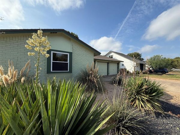 411 Buckboard BLVD, Round Rock, TX 78681