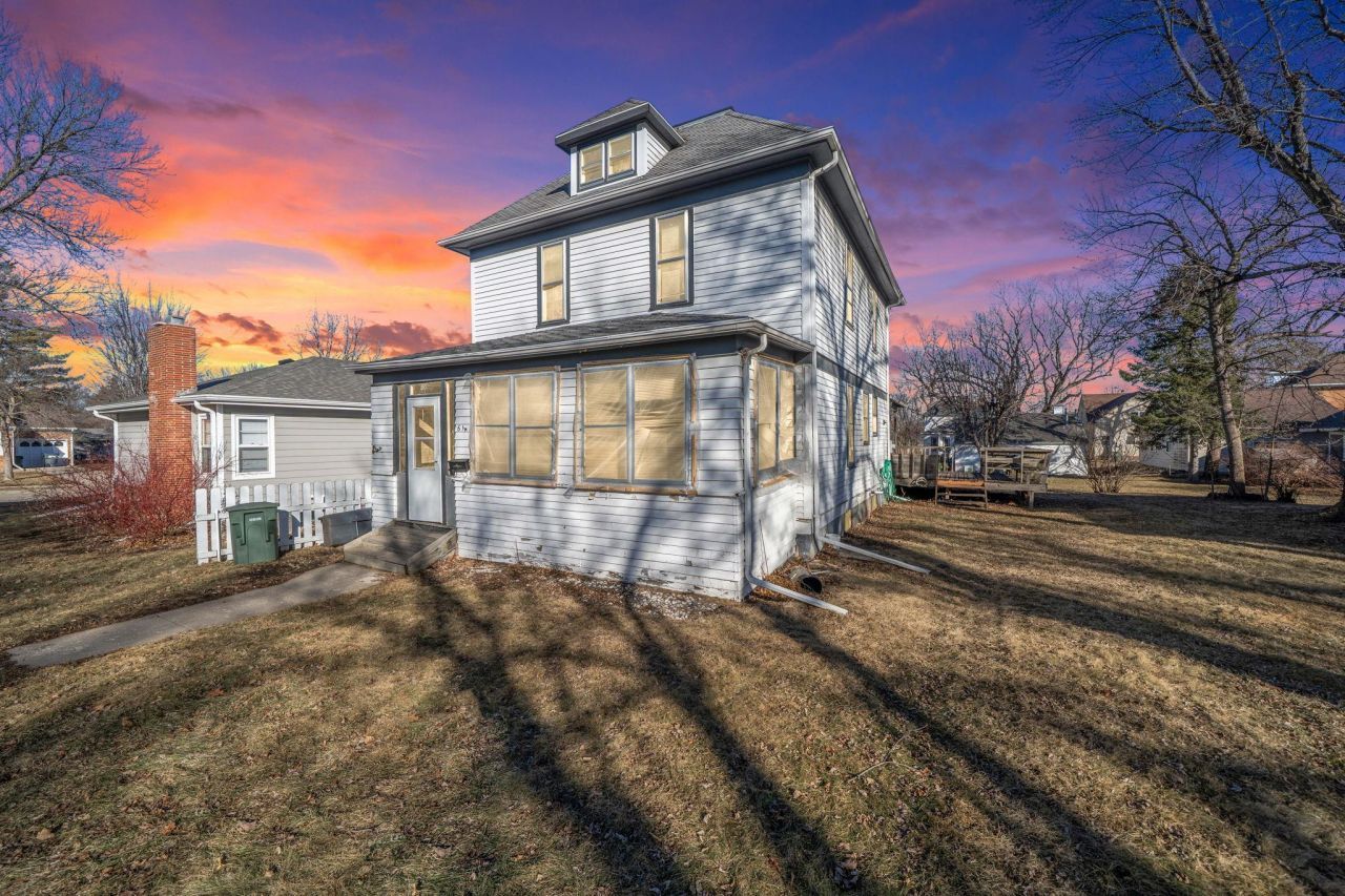 614 N Estey Street, Luverne, MN 56156 Main Photo