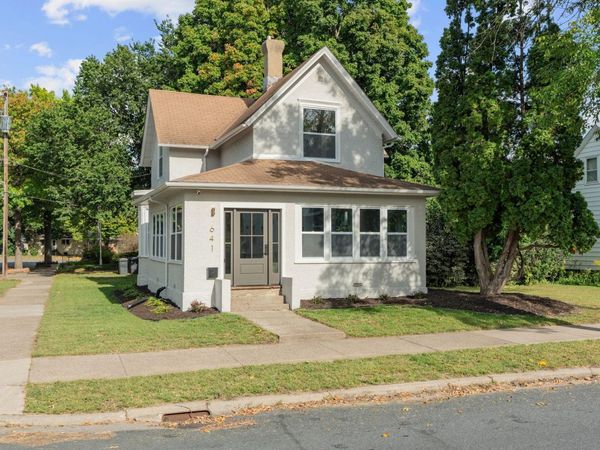 641 5th Street NE, Minneapolis, MN 55413