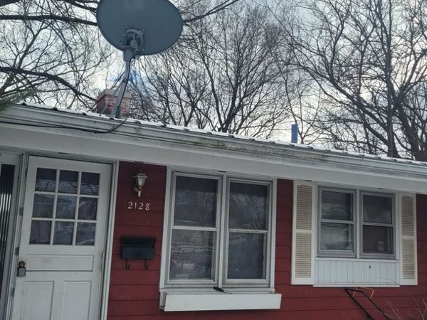 2128 State Street, Peru, IL 61354