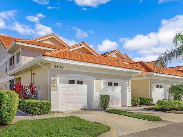 5135 Cobble Creek CT, Unit 102, NAPLES, FL 34110
