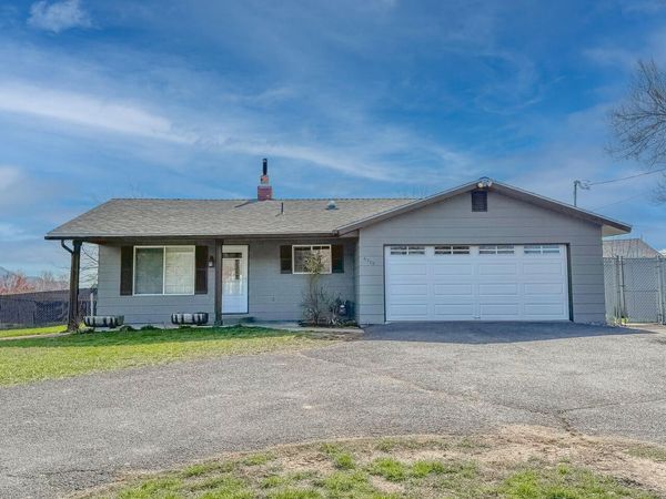 6208 Hilyard Avenue, Klamath Falls, OR 97603