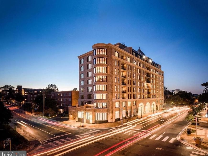 8302 Woodmont Avenue, Unit PH 900, Bethesda, MD 20814 Main Photo