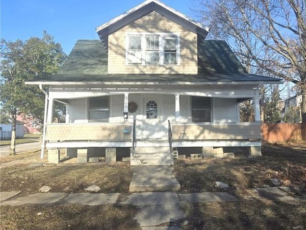 1701 Dewey Street, Parkersburg, WV 26101