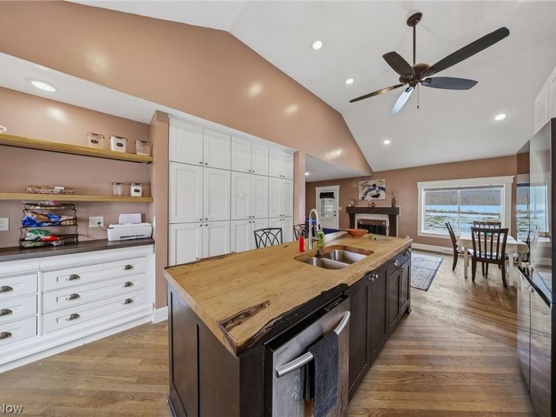 2430 S Hametown Road, Norton, OH 44203 Photo 11