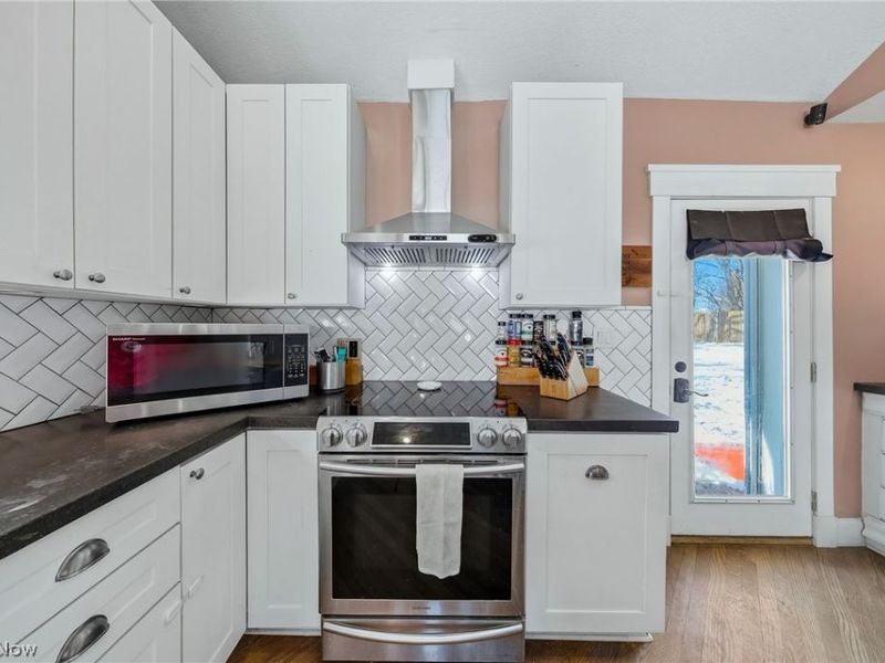 2430 S Hametown Road, Norton, OH 44203 Photo 12