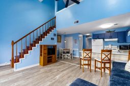 3700 Golf Colony Lane  photo 4