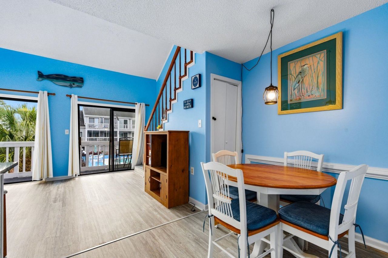 3700 Golf Colony Lane  Photo 9