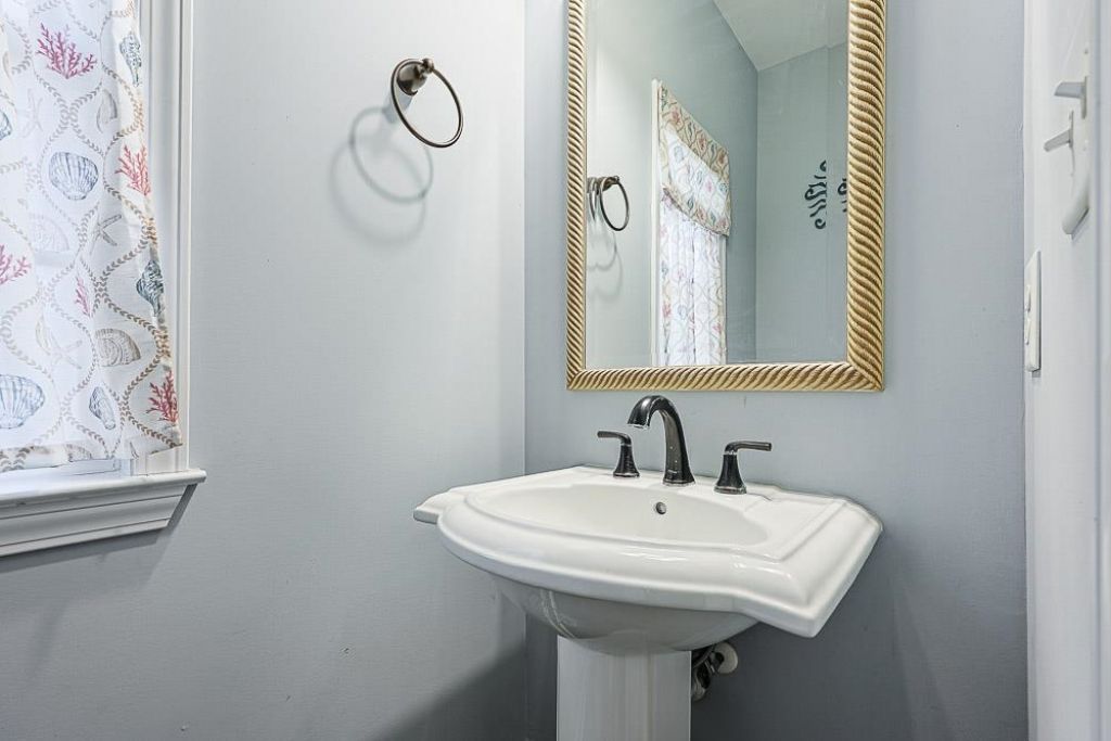 6777 Hampton Rd. Photo 22