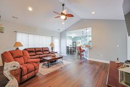 6777 Hampton Rd. photo 4