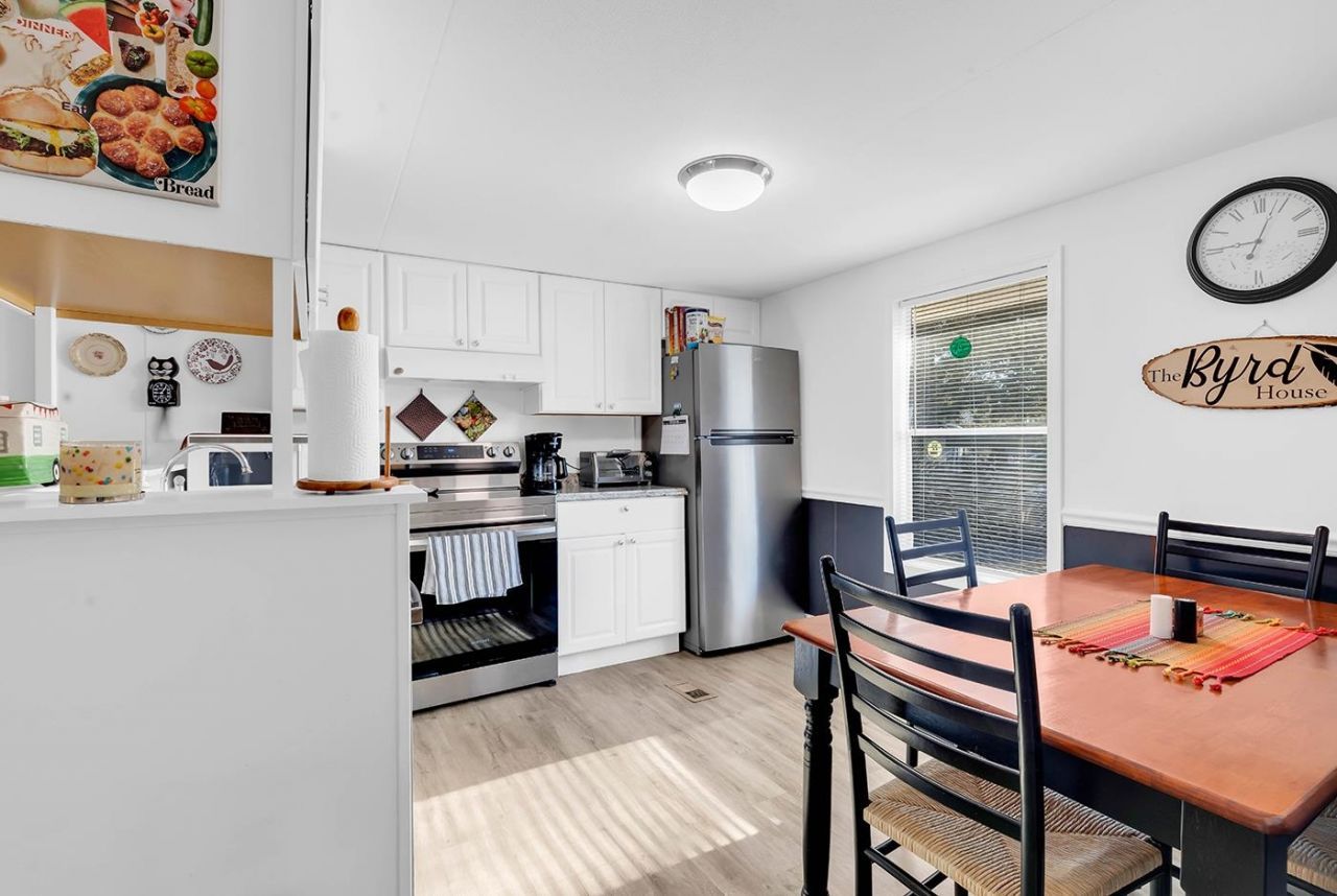 74 Boone Loop Photo 6