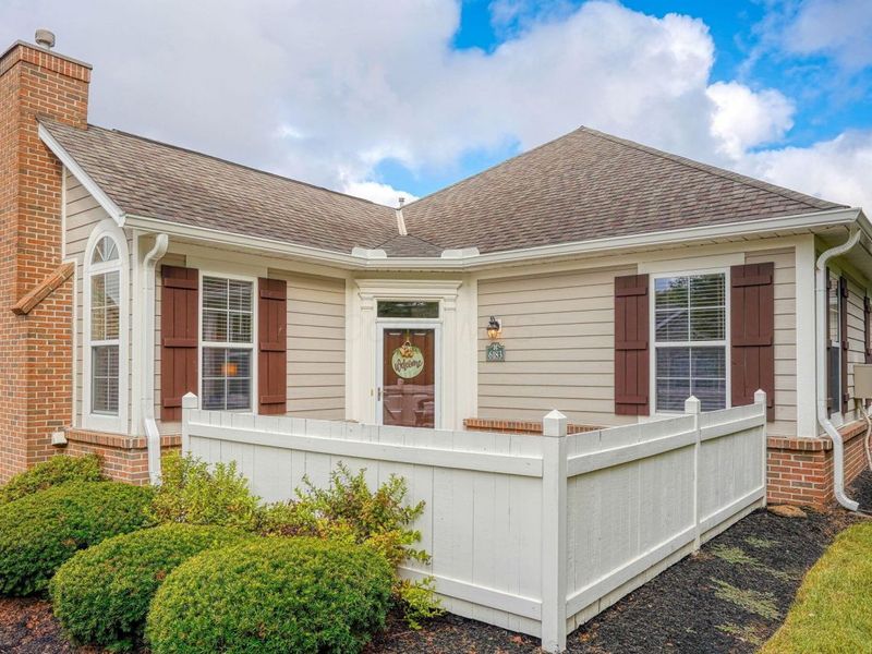 6183 Donegan Way, Unit 8, Dublin, OH 43016 Photo 3