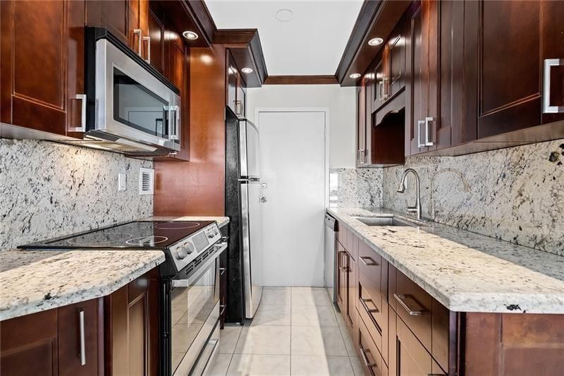 900 NE 18th Avenue, Unit 907, Fort Lauderdale, FL 33304 Photo