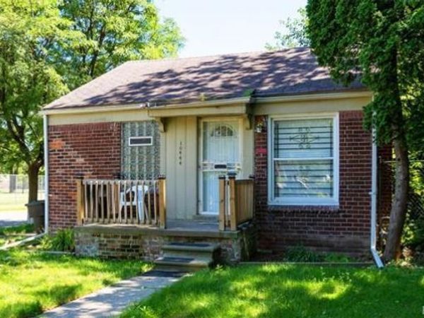 10444 Wayburn Street, Detroit, MI 48224