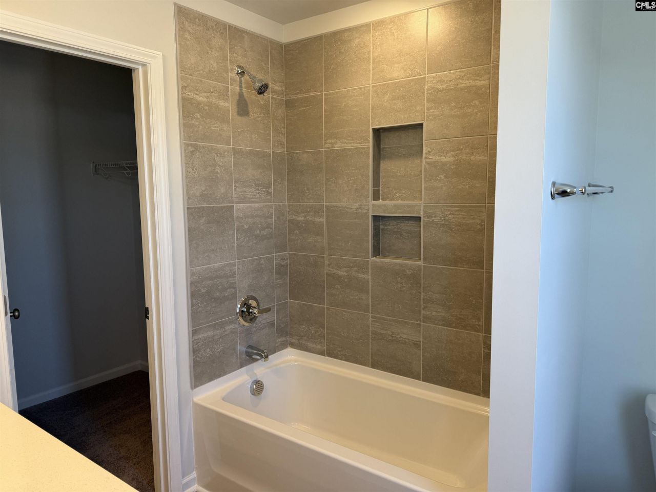 143 Carr Lane  Photo 14