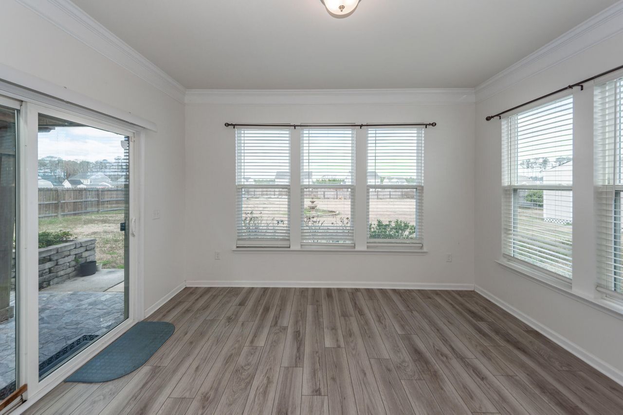 121 Lakelyn Road Photo 15