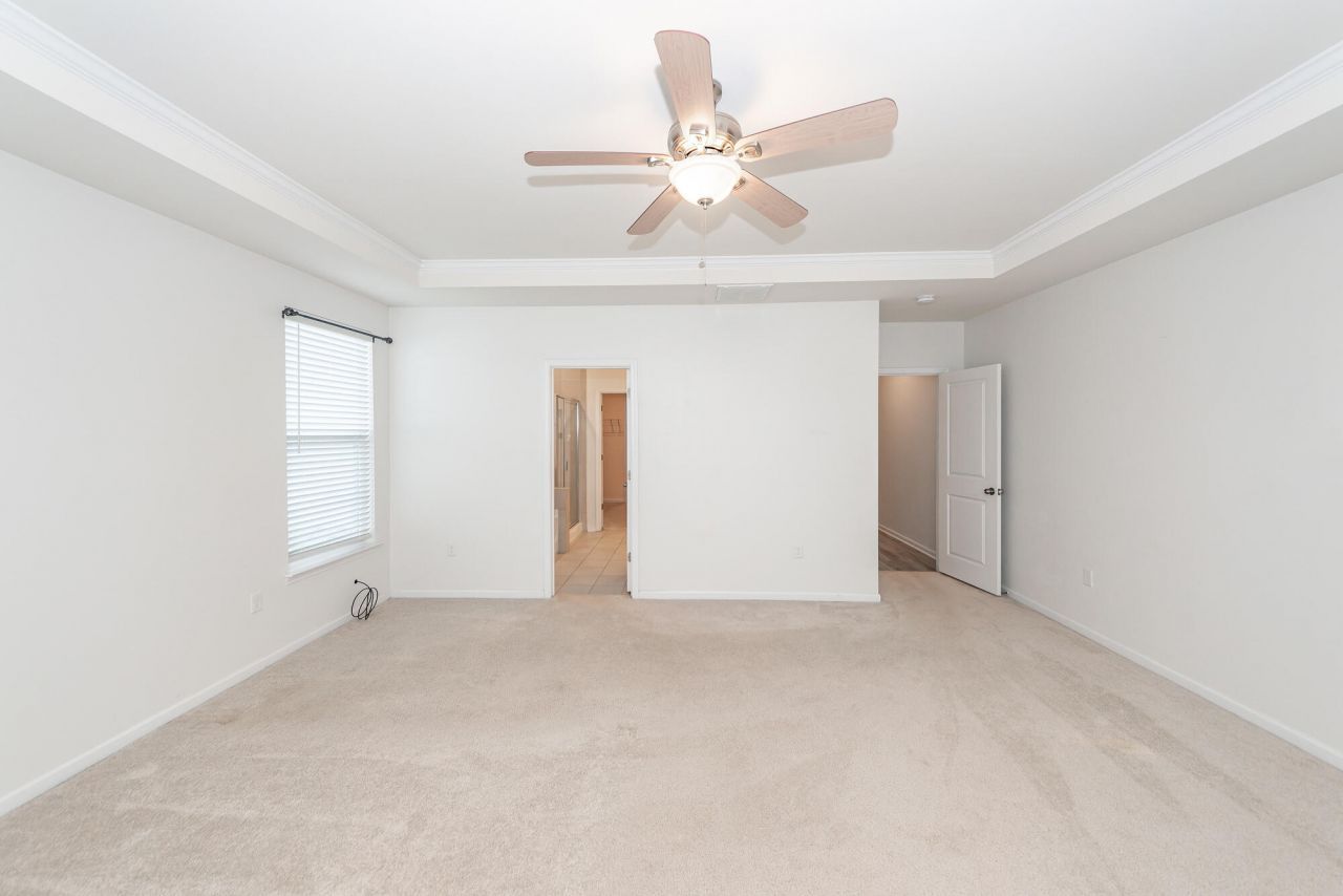 121 Lakelyn Road Photo 22