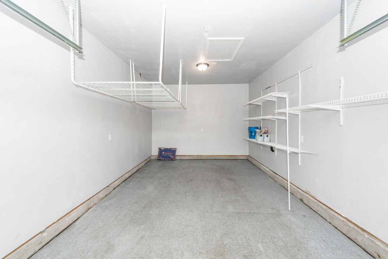 121 Lakelyn Road Photo 37