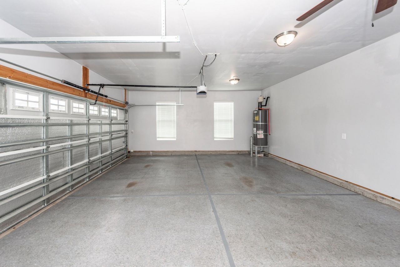 121 Lakelyn Road Photo 38