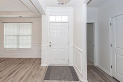 121 Lakelyn Road photo 4