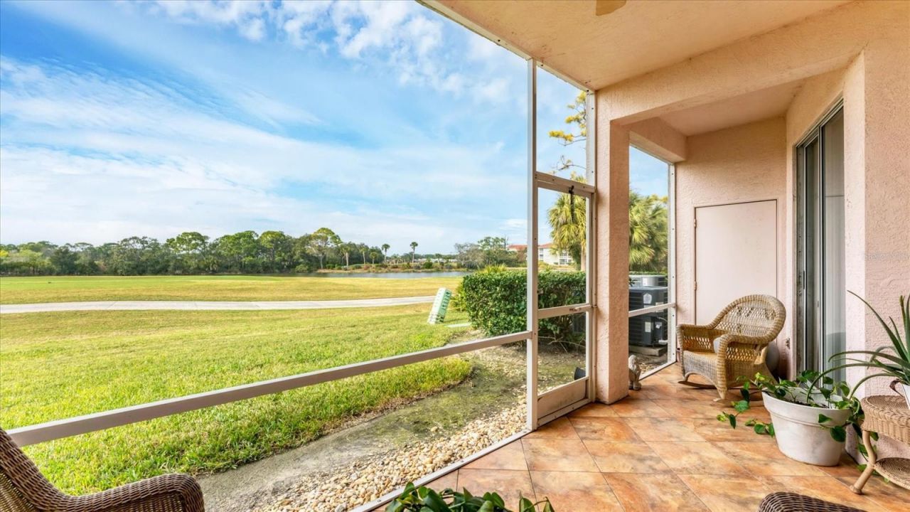 9610 Club South Circle, Unit 4106, Sarasota, FL 34238 Photo
