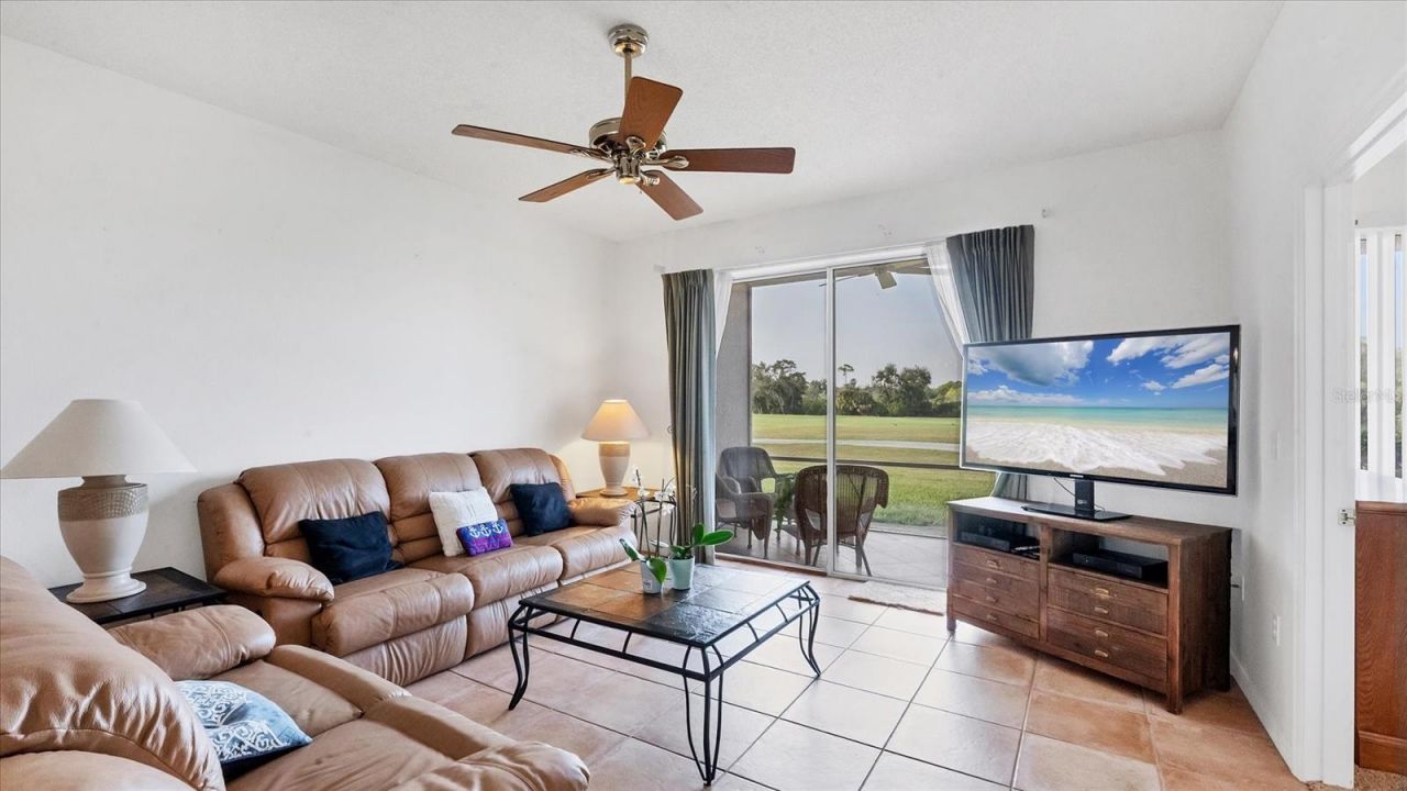 9610 Club South Circle, Unit 4106, Sarasota, FL 34238 Photo