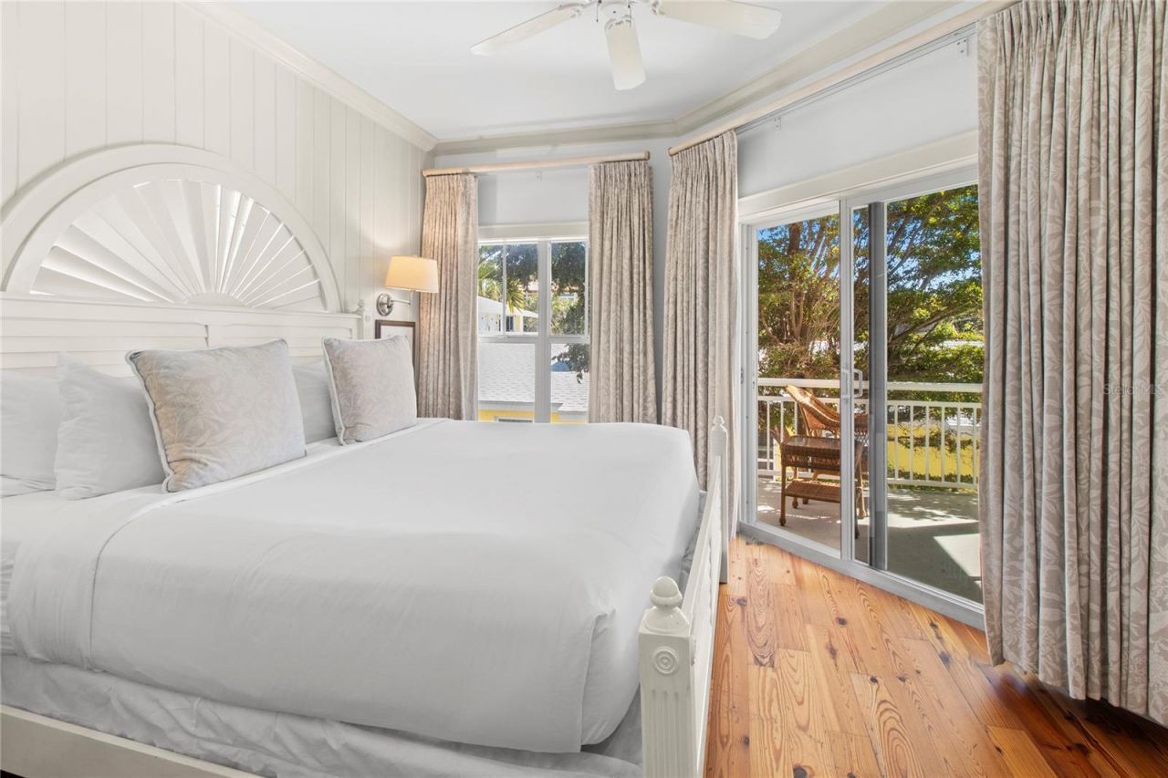 101 66th Street, Unit 6, Holmes Beach, FL 34217 Photo