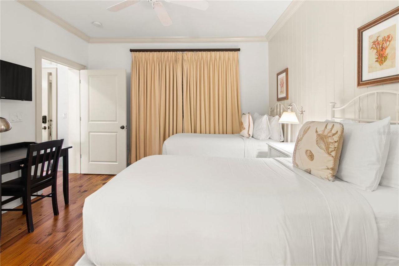 101 66th Street, Unit 6, Holmes Beach, FL 34217 Photo