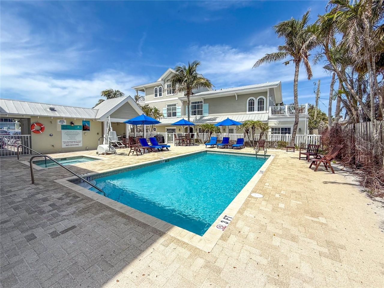 101 66th Street, Unit 6, Holmes Beach, FL 34217 Photo