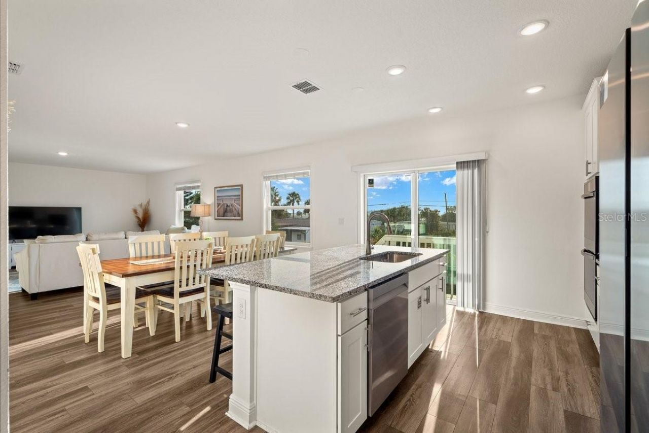 3828 S Atlantic Avenue, Daytona Beach Shores, FL 32118 Photo