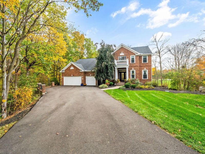 6573 Spinnaker Drive, Lewis Center, OH 43035 Photo 2