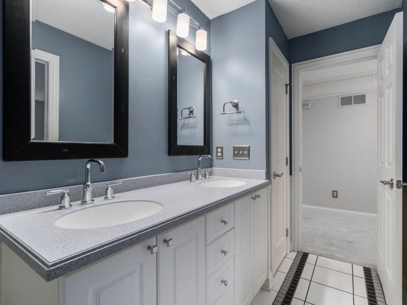 6573 Spinnaker Drive, Lewis Center, OH 43035 Photo 58