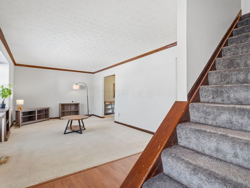 830 Lindenhaven Road, Columbus, OH 43230 Photo 18