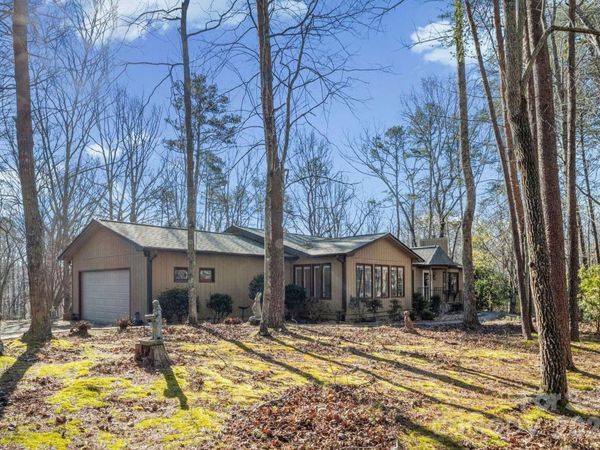 423 Mountain View Drive, Columbus, NC 28722