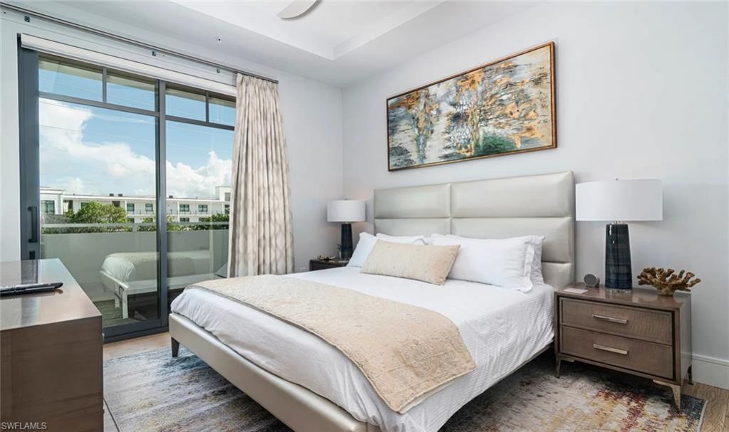 101 8th St S, Unit 202, Naples, FL 34102 Photo