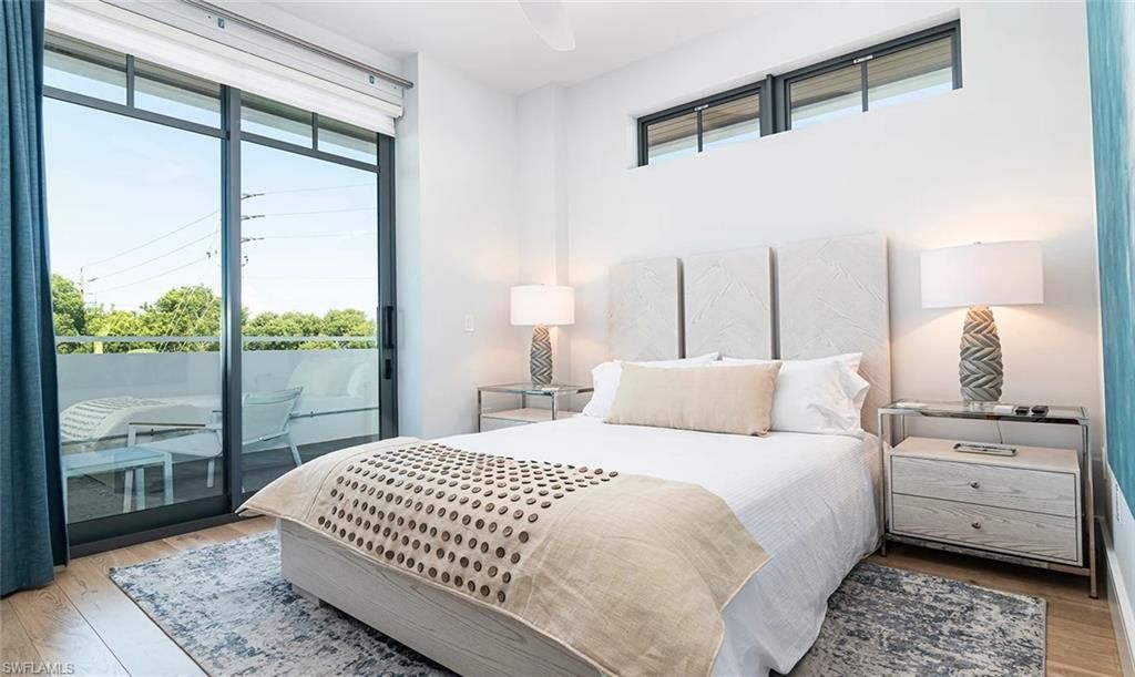 101 8th St S, Unit 202, Naples, FL 34102 Photo