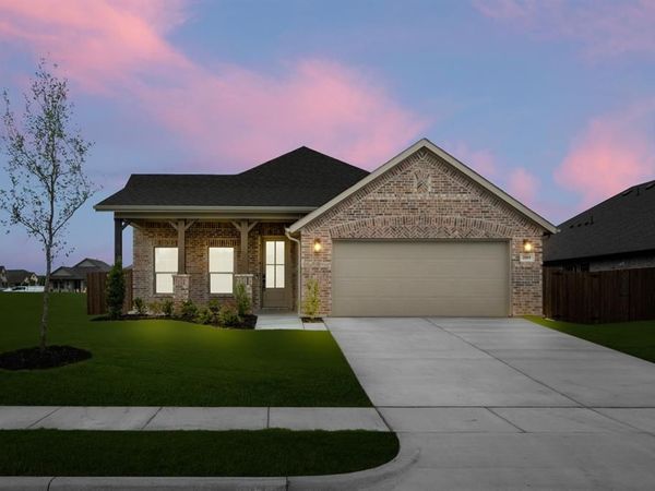 1009 Stonehaven Lane, Crowley, TX 76036