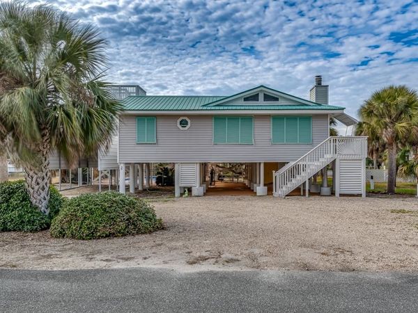 38 Sunrise Lane , Panacea, FL 32346