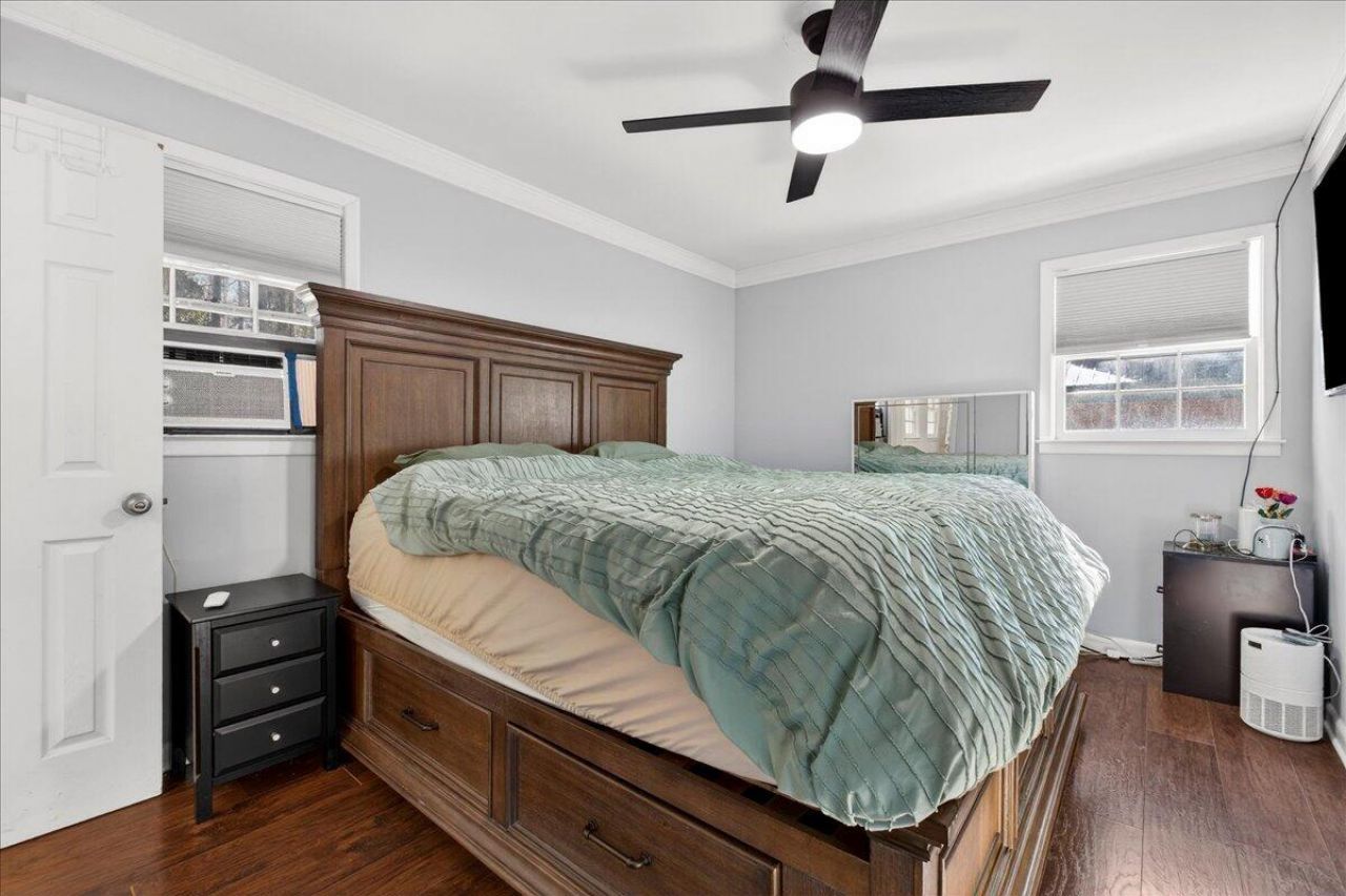 402 Tulip Street Photo 14