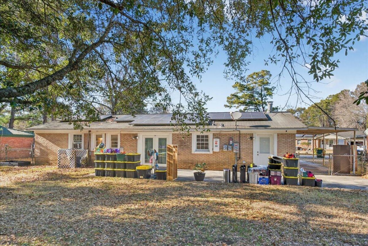 402 Tulip Street Photo 23