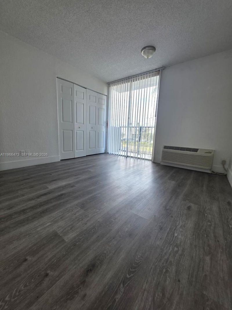 16450 NW 2nd Ave , Unit 214, Miami, FL 33169 Photo