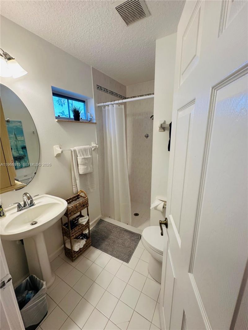 415 32nd St, Unit 3, West Palm Beach, FL 33407 Photo