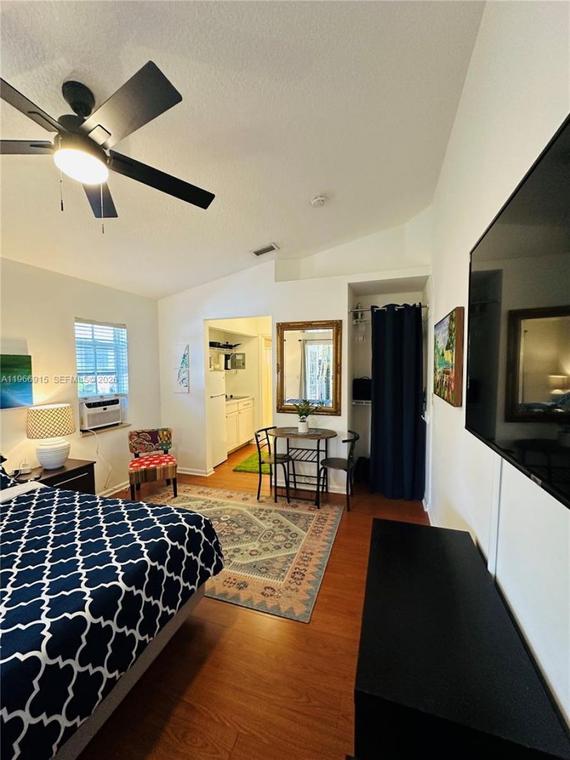 415 32nd St, Unit 3, West Palm Beach, FL 33407 Photo