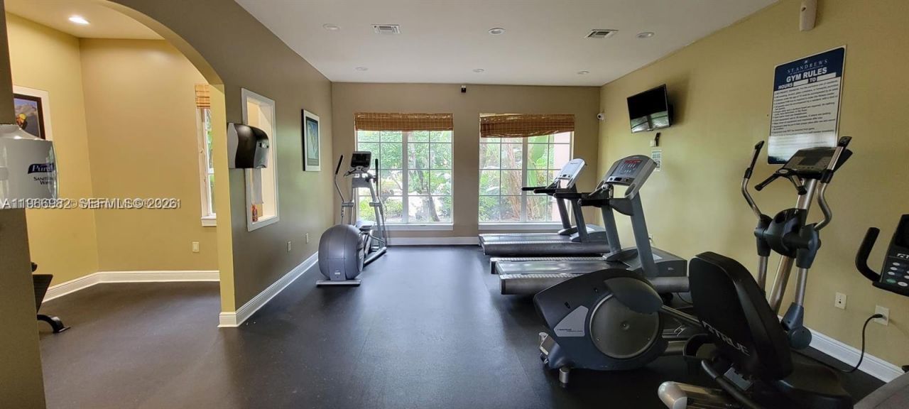 12124 Saint Andrews Pl , Unit 305, Miramar, FL 33025 Photo