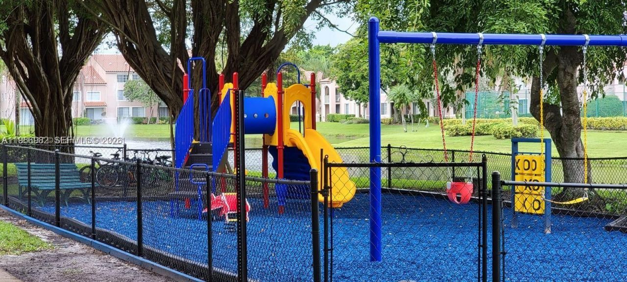 12124 Saint Andrews Pl , Unit 305, Miramar, FL 33025 Photo